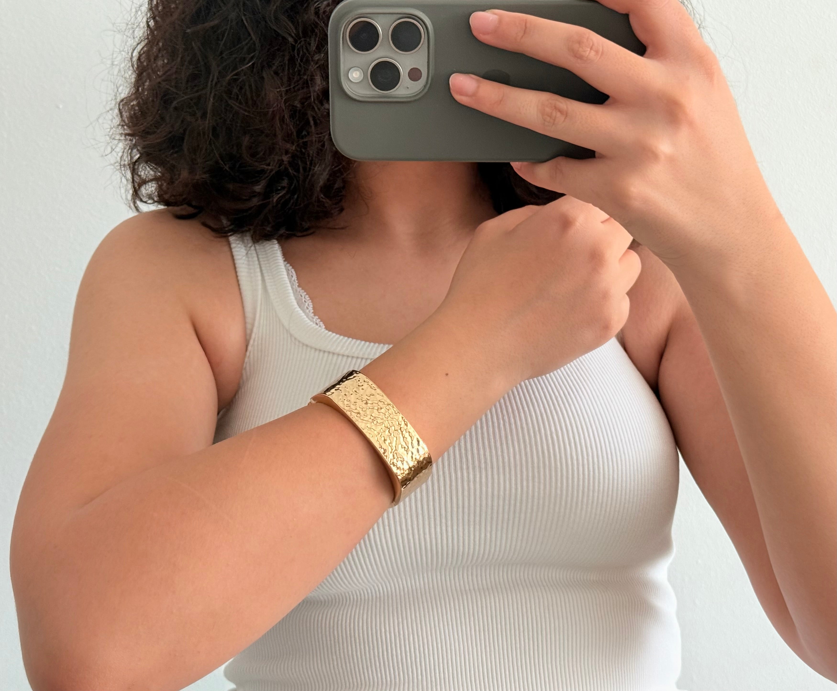 Squared bangle
